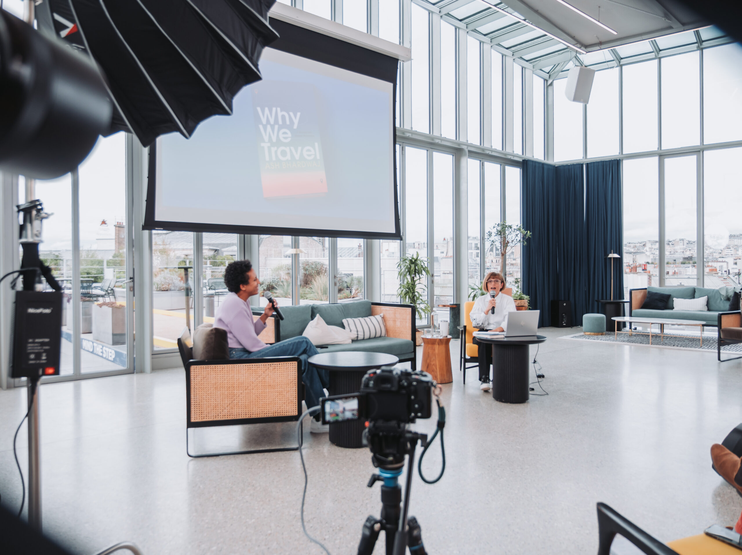 Town hall hybride Ricard capté dans leurs locaux